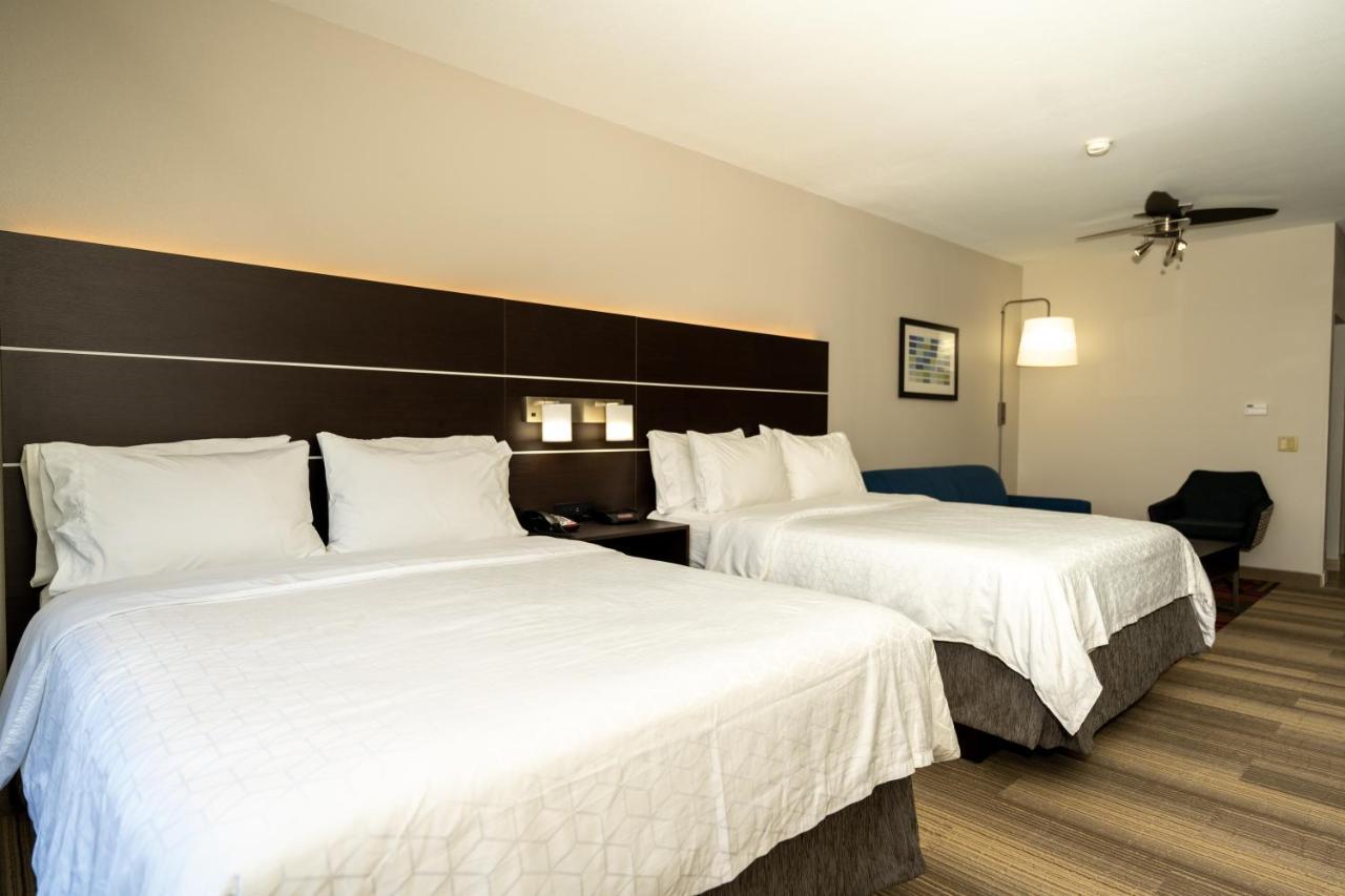 Express & By Ihg Hotel