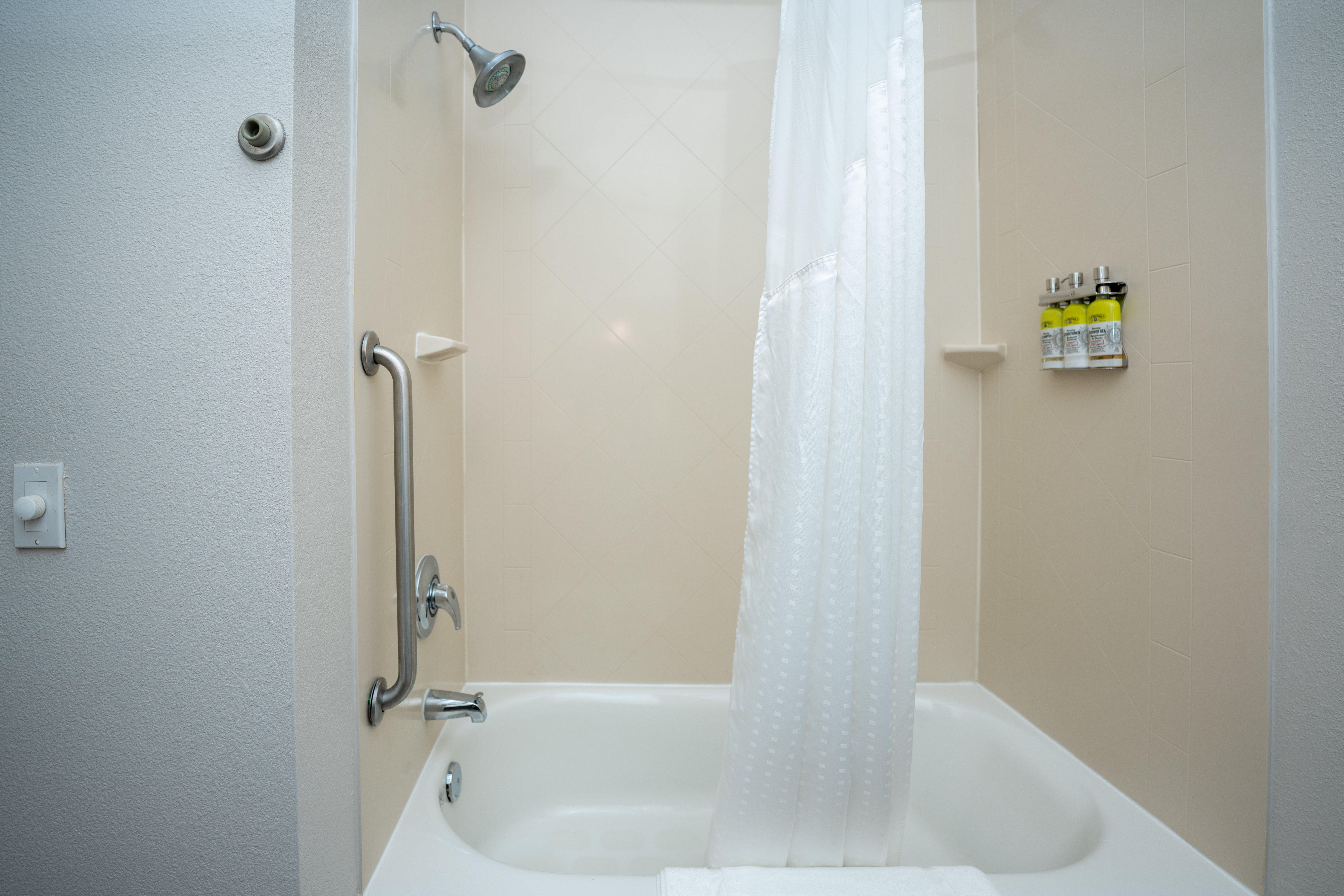 Hotel Express & By Ihg 3*